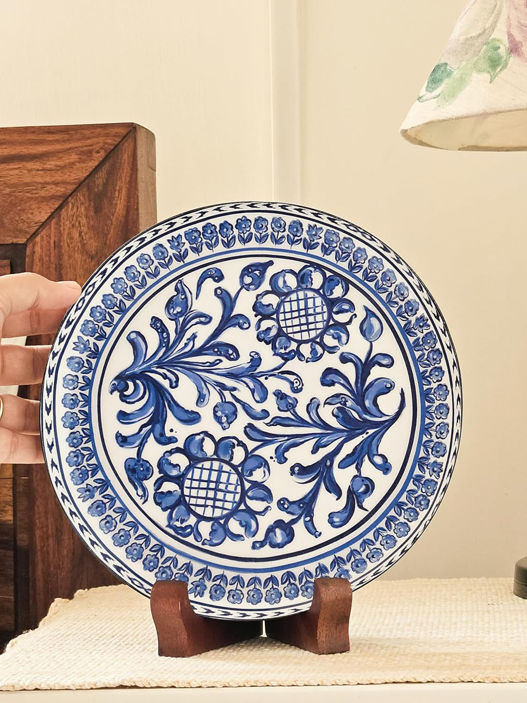 Ritualistic Crafted Ceramics Glossy Hanging Hall Wall Plates-8In