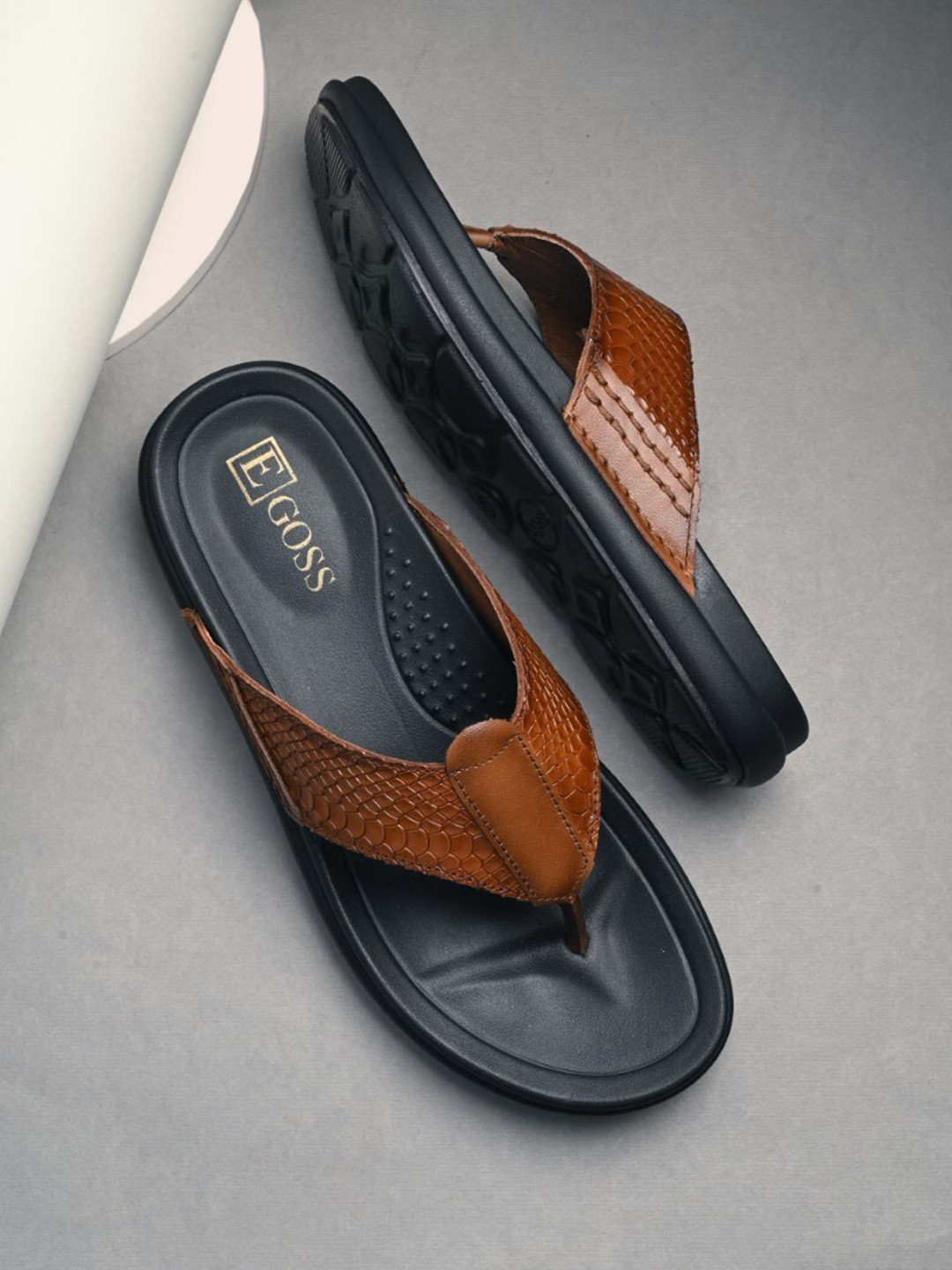 Egoss Men Self Design Thong Flip-Flops