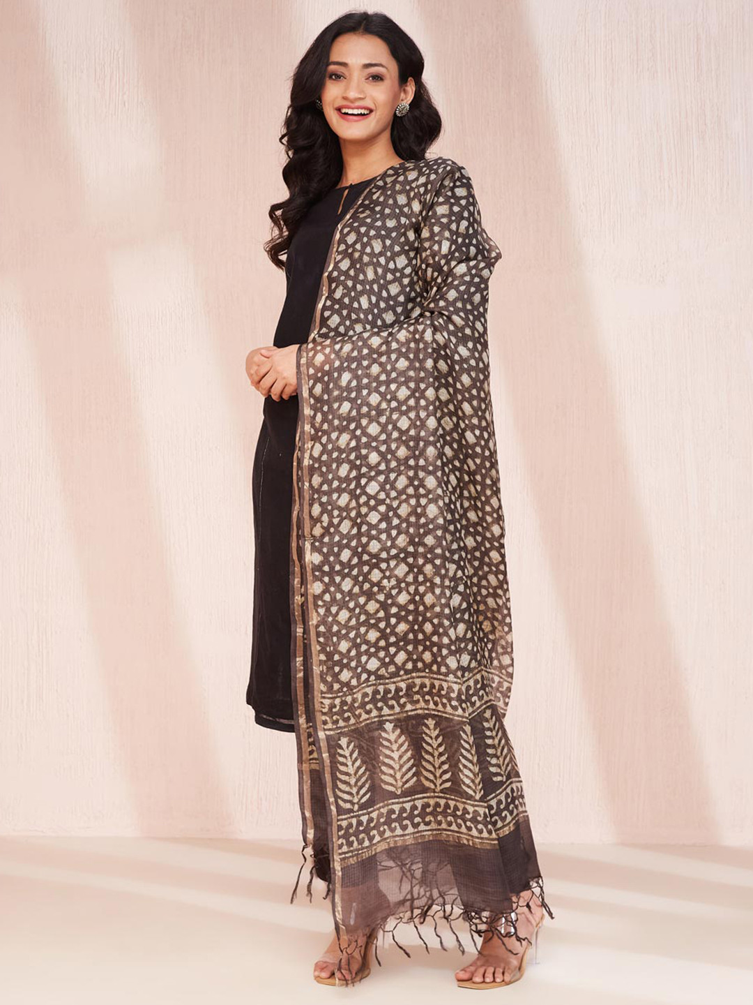 Fabindia Grey Cotton Silk Blend Dabu Printed Dupatta