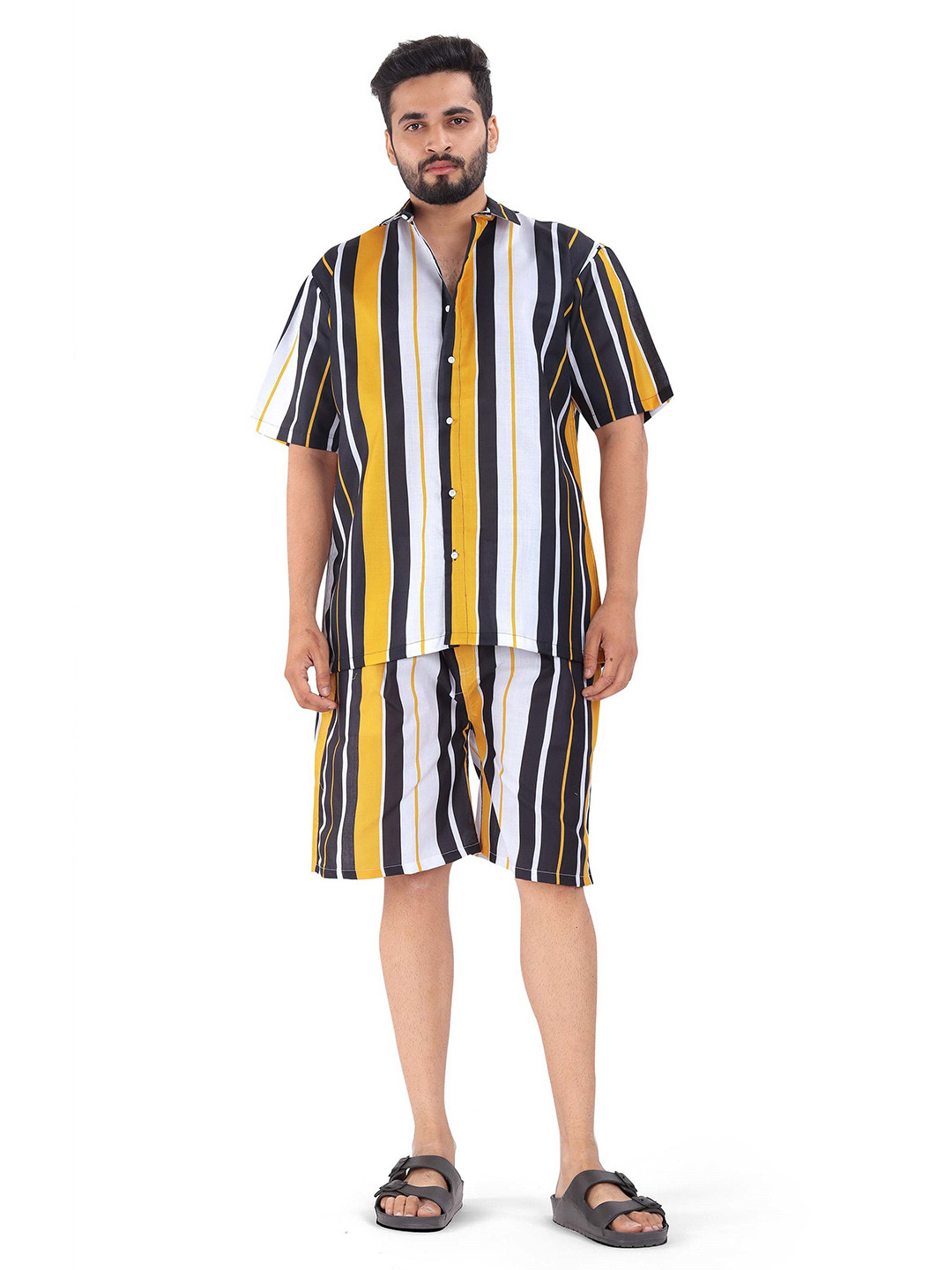 BROWN BROTHERS Printed Shirt with Shorts Co-Ords