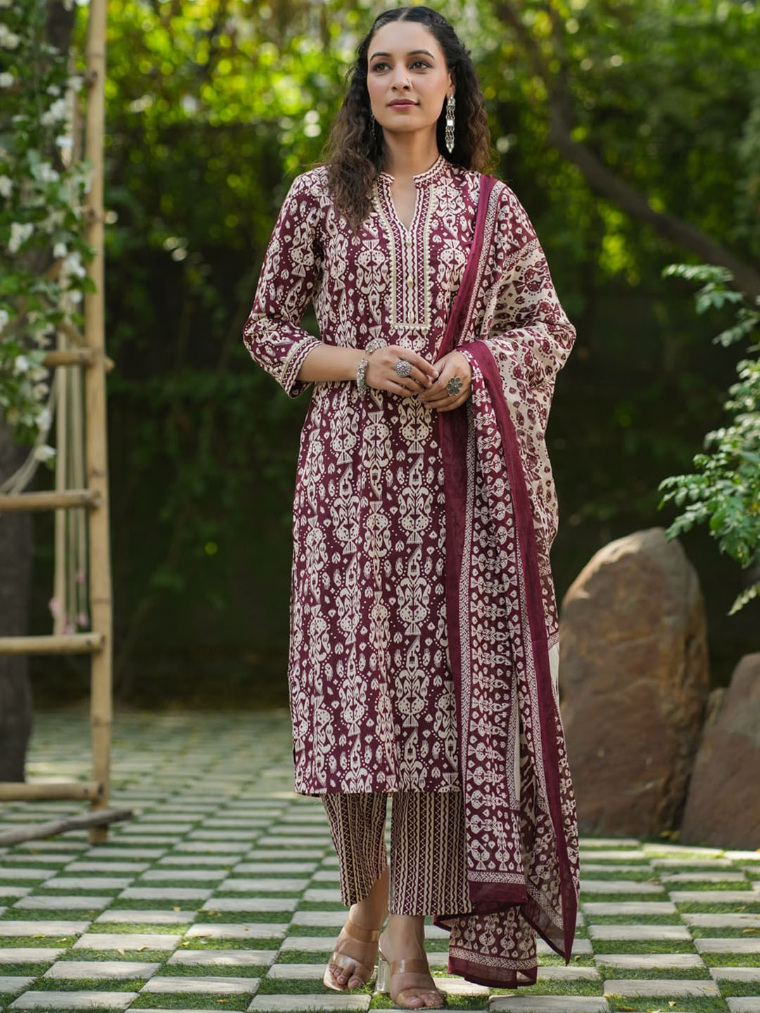 Rain & Rainbow Printed Gotta Patti Pure Cotton Straight Kurta With Trousers & Dupatta