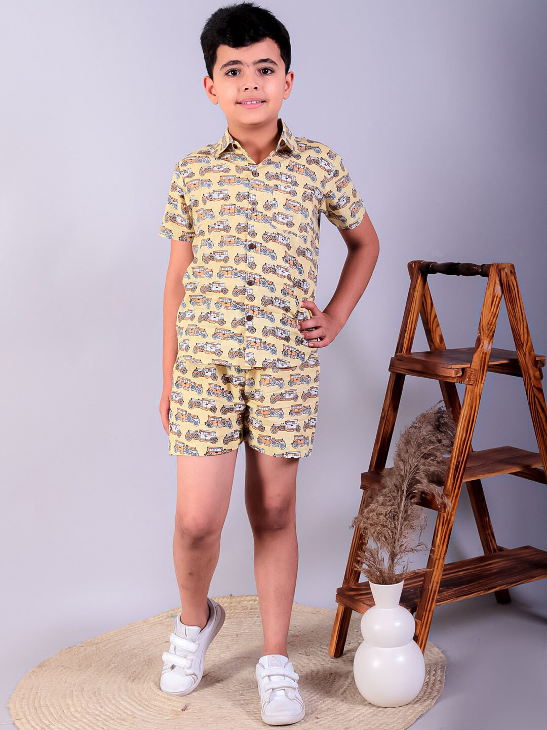 UNBIND Printed Shirt With Shorts Co-Ords