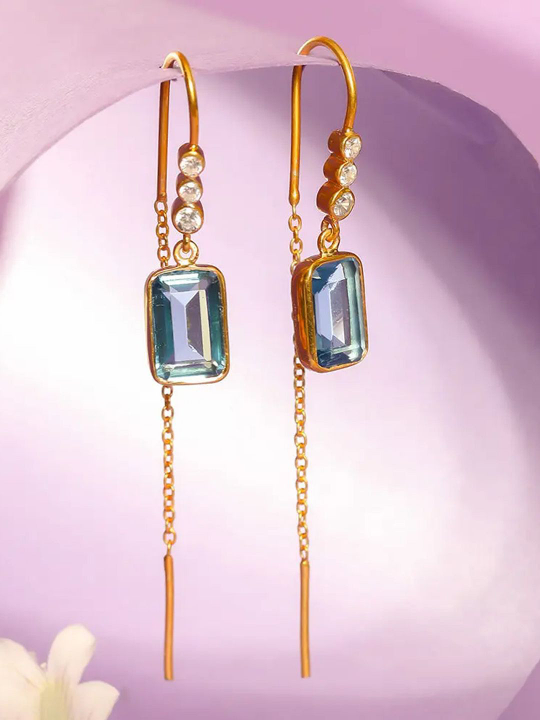 Unniyarcha Contemporary Sui Dhaga Drop Earrings