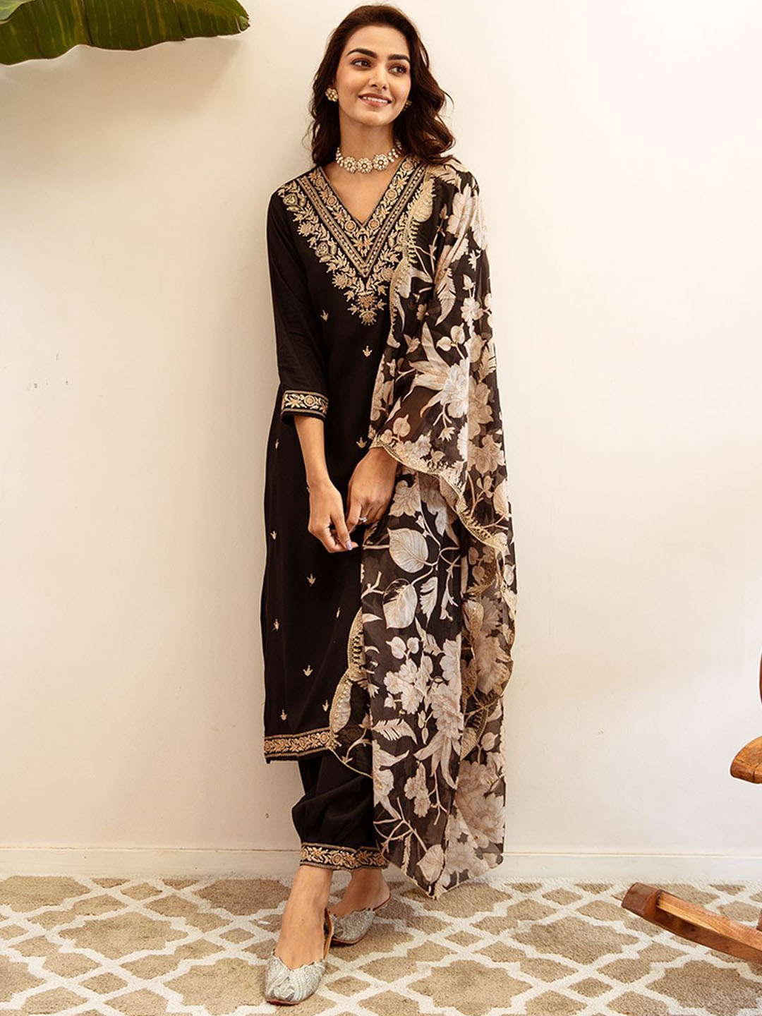 Indo Era Ethnic Motifs Embroidered Regular Thread Work Kurta With Salwar & Dupatta - Kurta Sets for Women 29629130 | Myntra