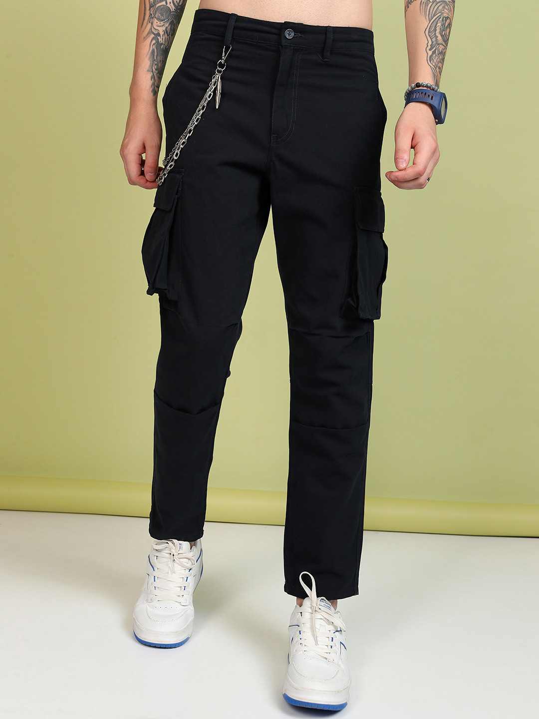 HIGHLANDER Men Mid-Rise Cargos Trousers