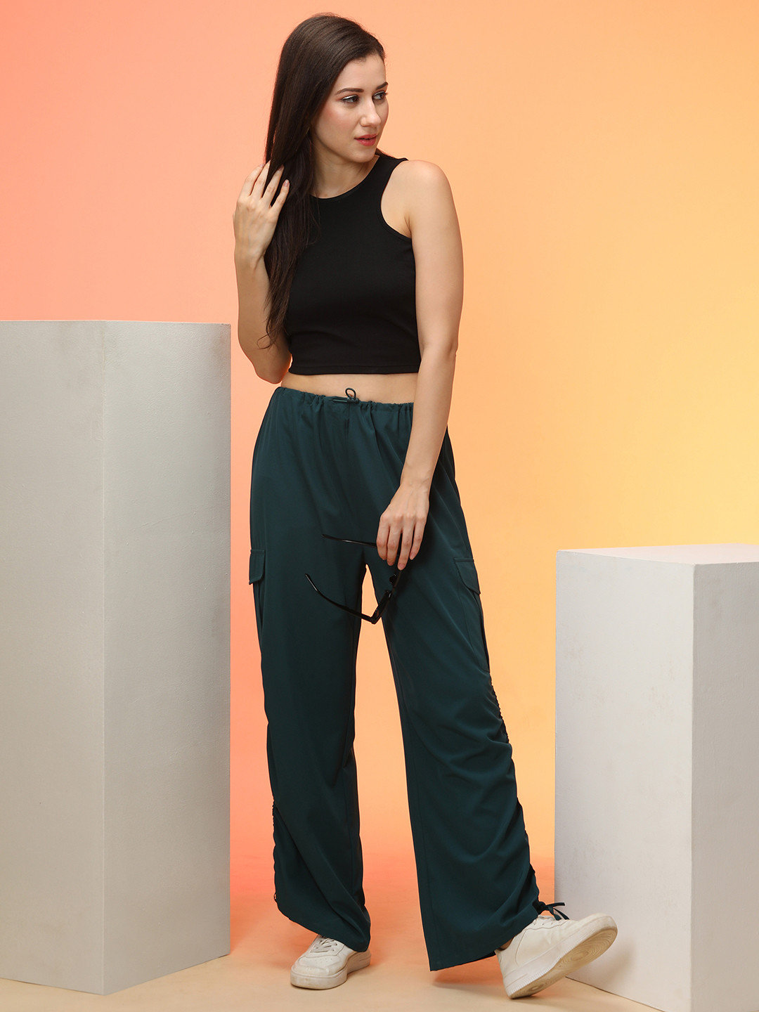 Globus Women Green Relaxed Loose Fit Ruching High Rise Cargo