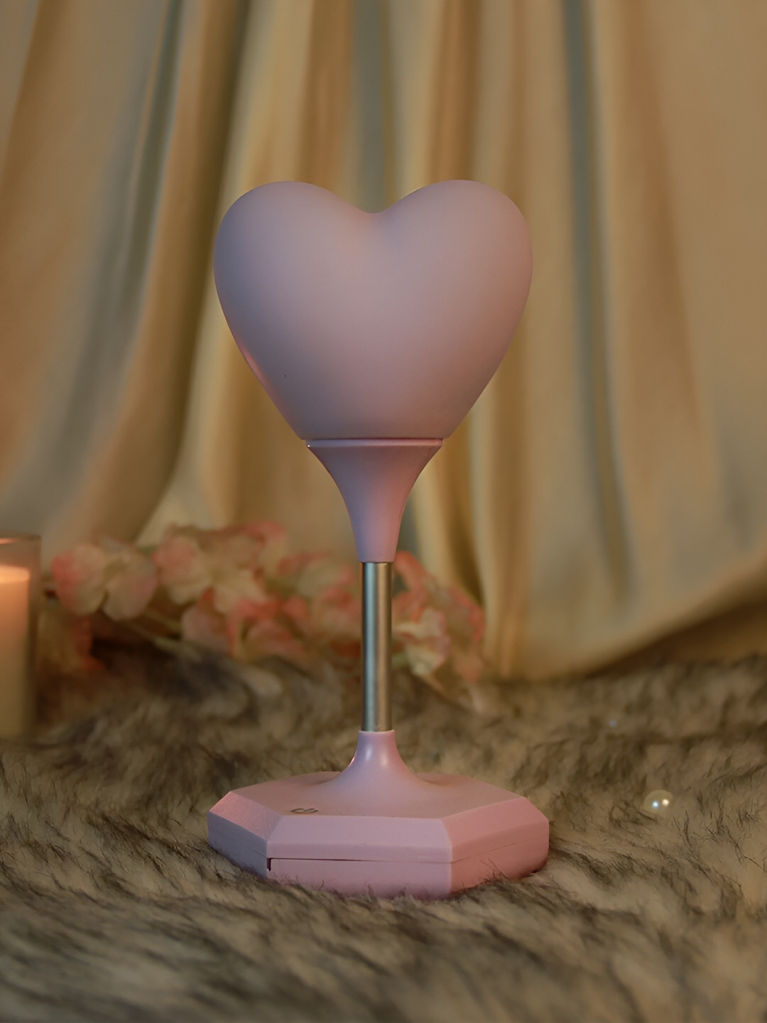 Giftii Pink Heart Shaped LED Table Lamp