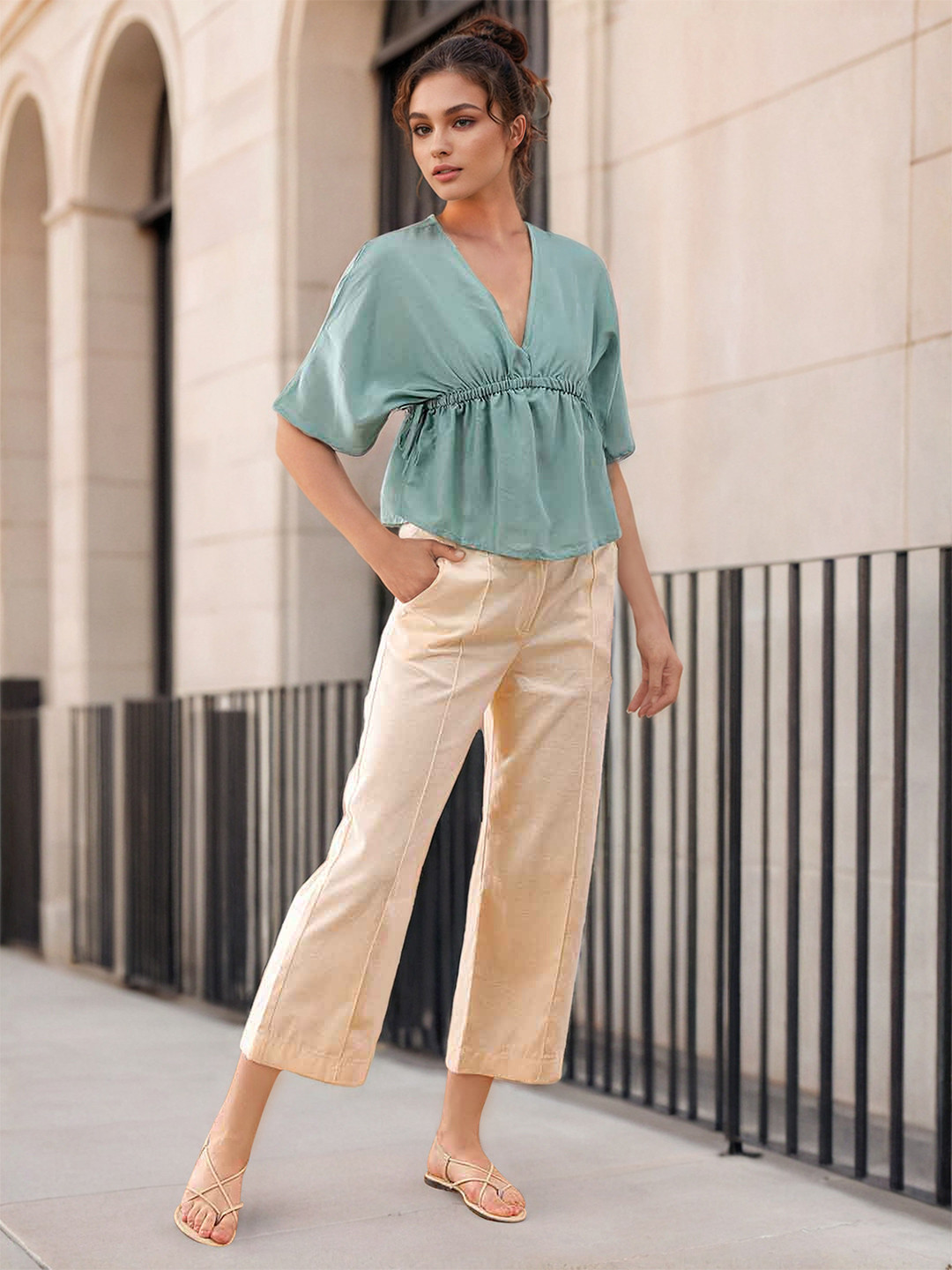 Freehand by The Indian Garage Co Batwing Sleeves V-Neck Top