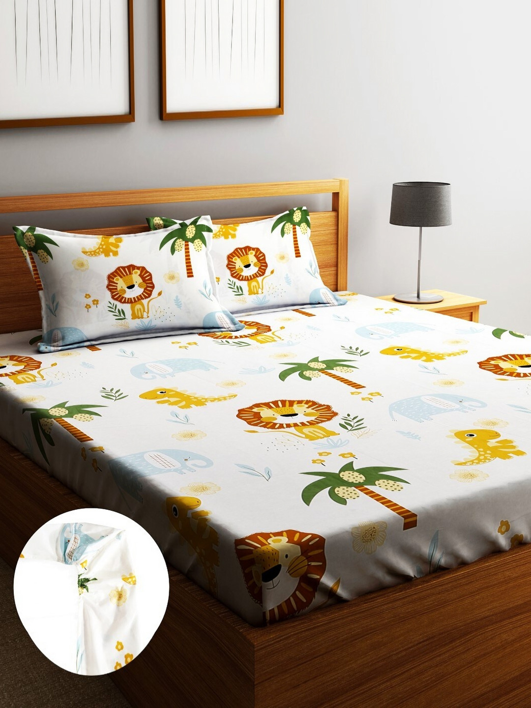 Home Sizzler Lion'S Haven Orange Cartoon Characters Microfiber 144 TC Fitted King Bedsheet with 2 Pillow Covers-78 x 72 inches