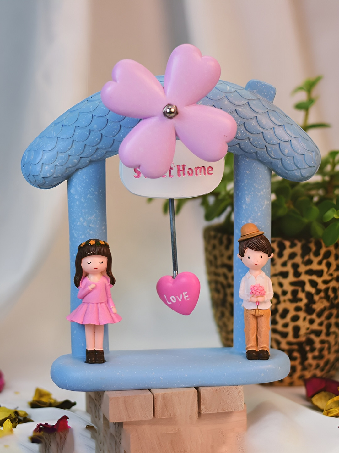 Giftii Love Heart Rotating Windmill Pink Polyresin Glossy Living Room Tiny Showpiece - 6.3 Inches