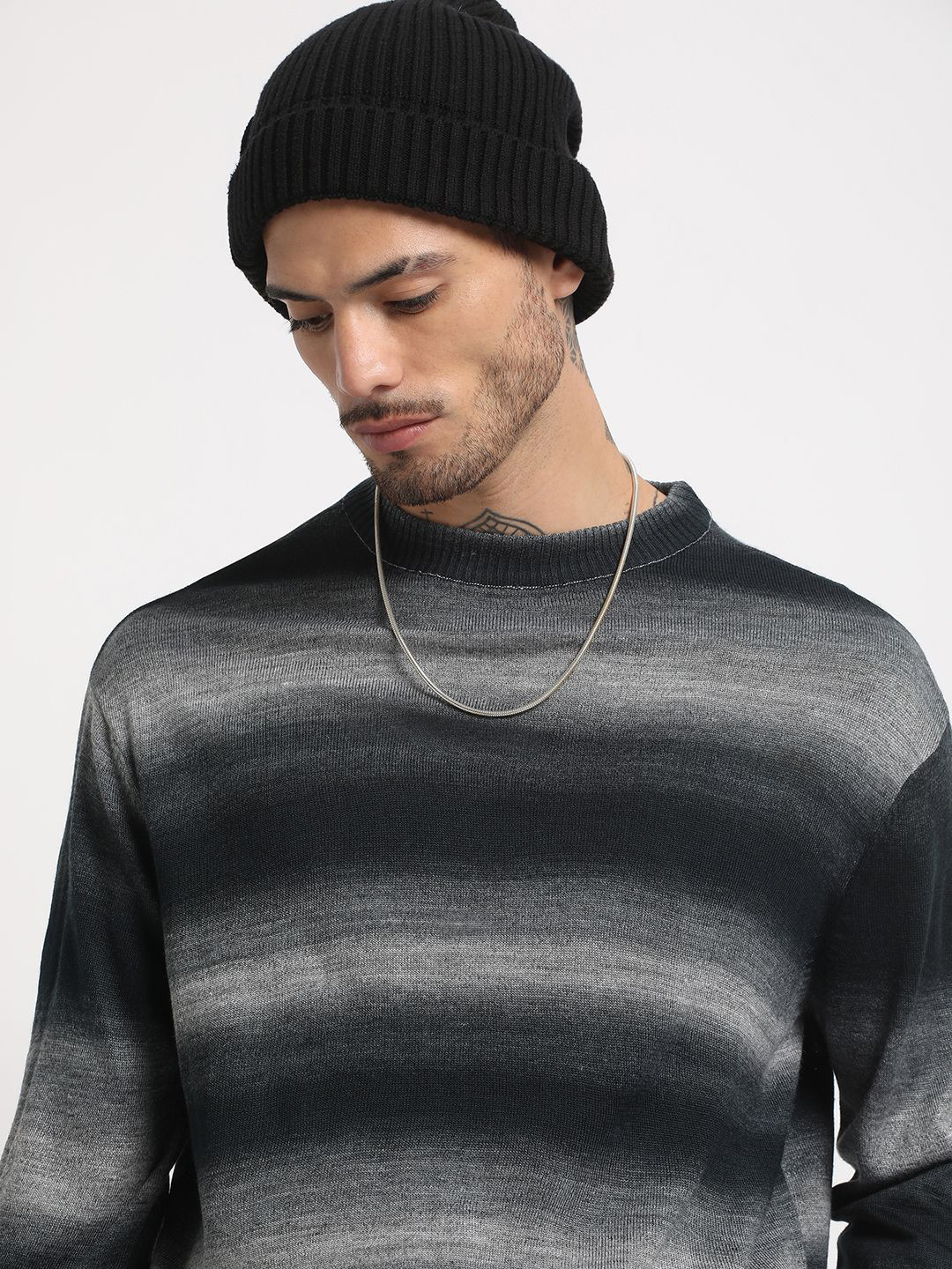 THE BEAR HOUSE Men Self Design High Neck Raw Edge Slim Fit T-shirt