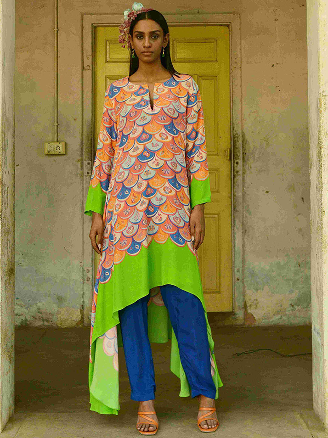 SWATI VIJAIVARGIE Ethnic Motifs Printed Regular Pure Silk Top & Trousers