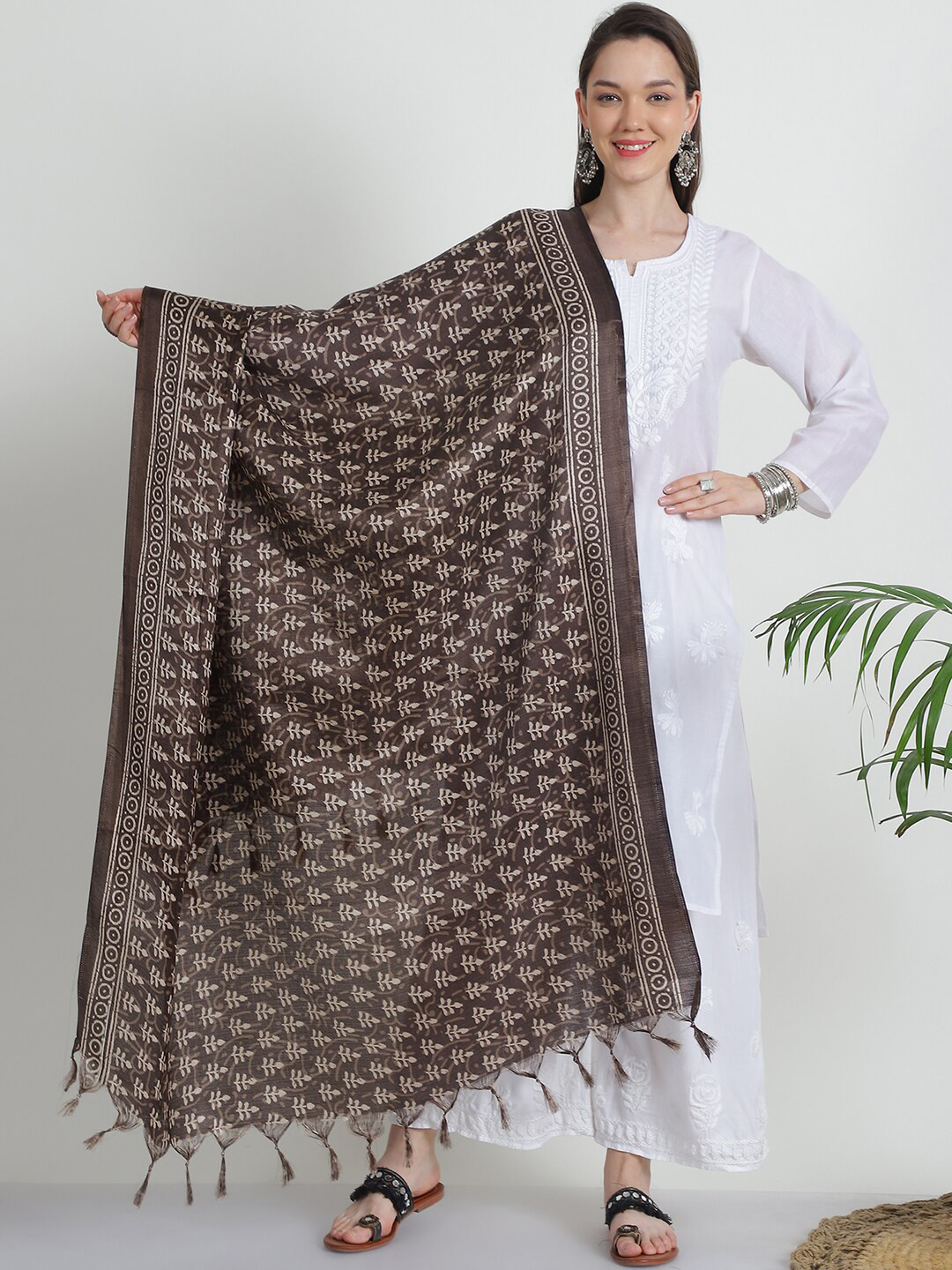 LOOM LEGACY Block Printed Tasselled Dupatta