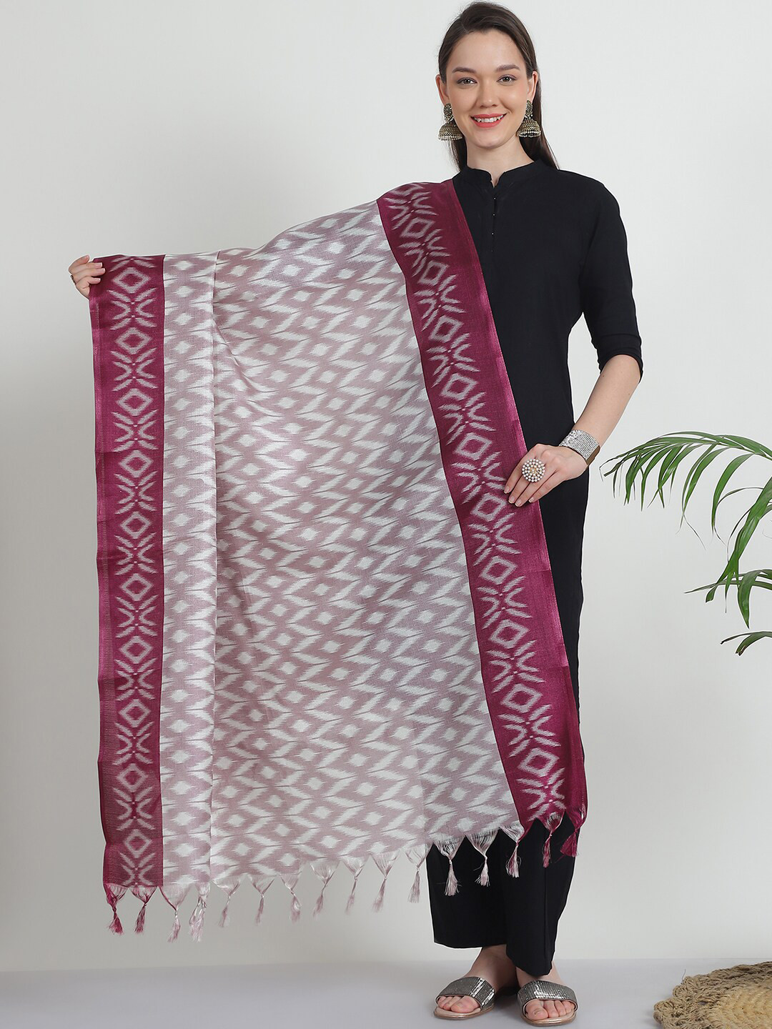 LOOM LEGACY Women's Printed Foil Print Dupatta