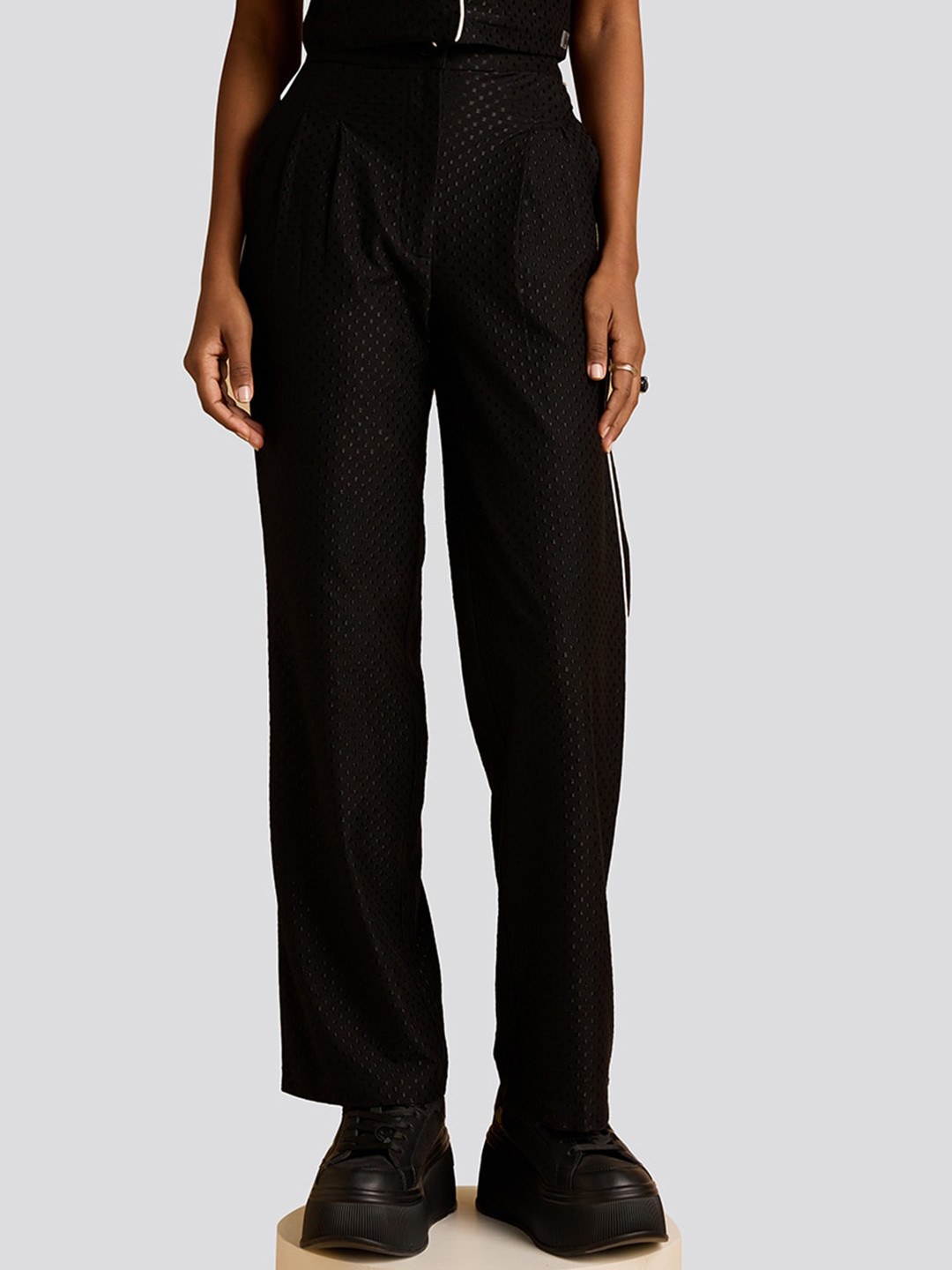 Muvazo Women Comfort Wrinkle Free Pleated Trousers