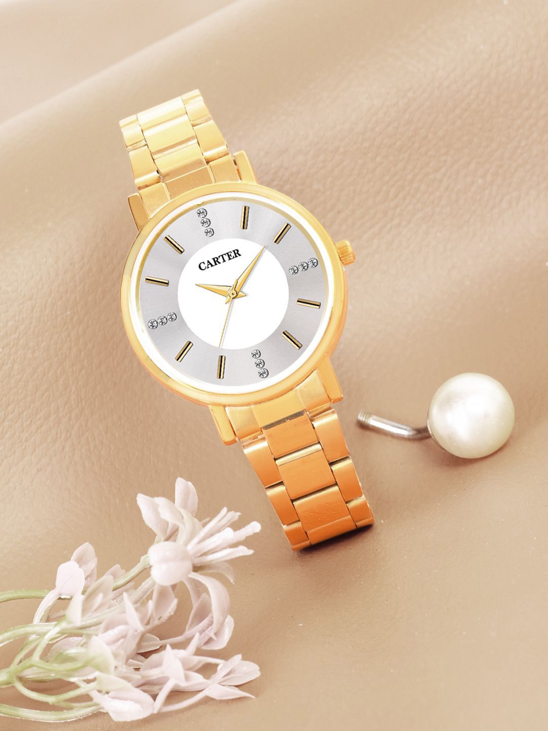 Sandy D Carter Women Round Patterned Dial Analogue Watch Sandy D Carter-163-GD