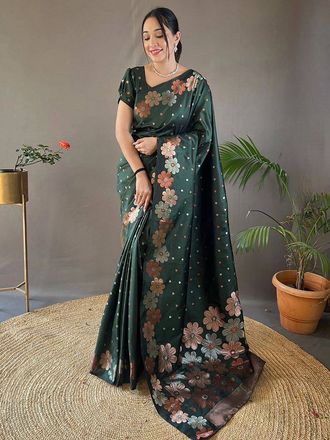 KALINI Woven Design Zari Banarasi Saree