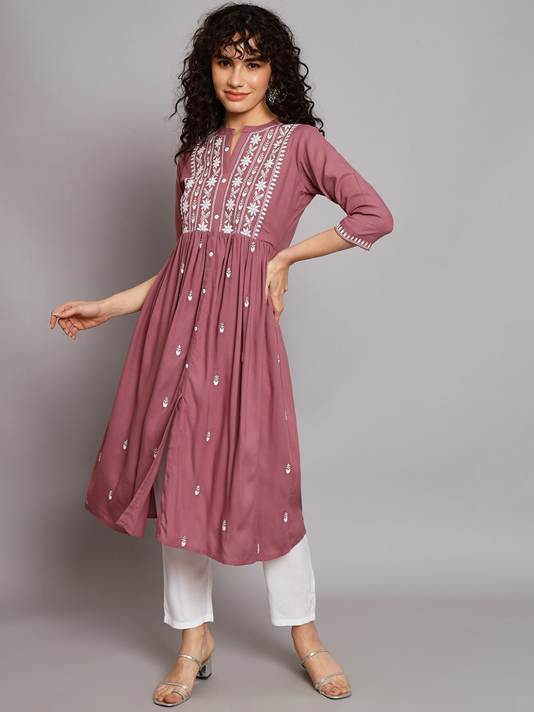 ANGITA Women Ethnic Motifs Embroidered Mandarin Collar Thread Work Kurta