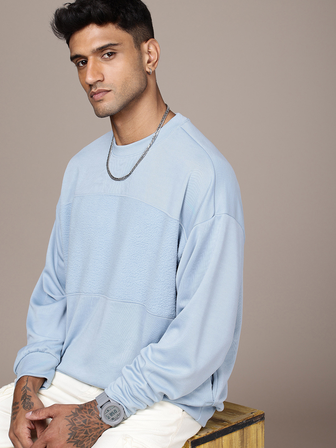The Roadster Life Co. Fuzzy Detailed Relaxed Fit Sweatshirt