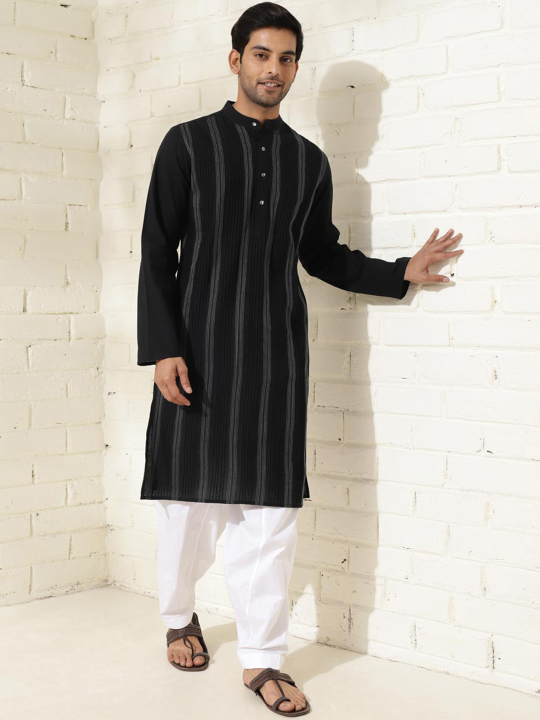 Fabindia Men Striped Slim Fit Kurta