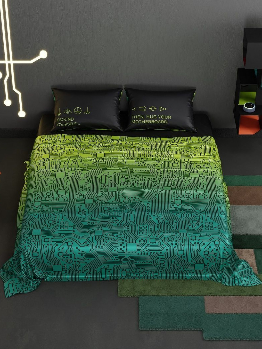 QuirkLoom Green Abstract Sateen 300 TC Queen Fine Bedsheet with 2 Pillow Covers-100 x 90 inches