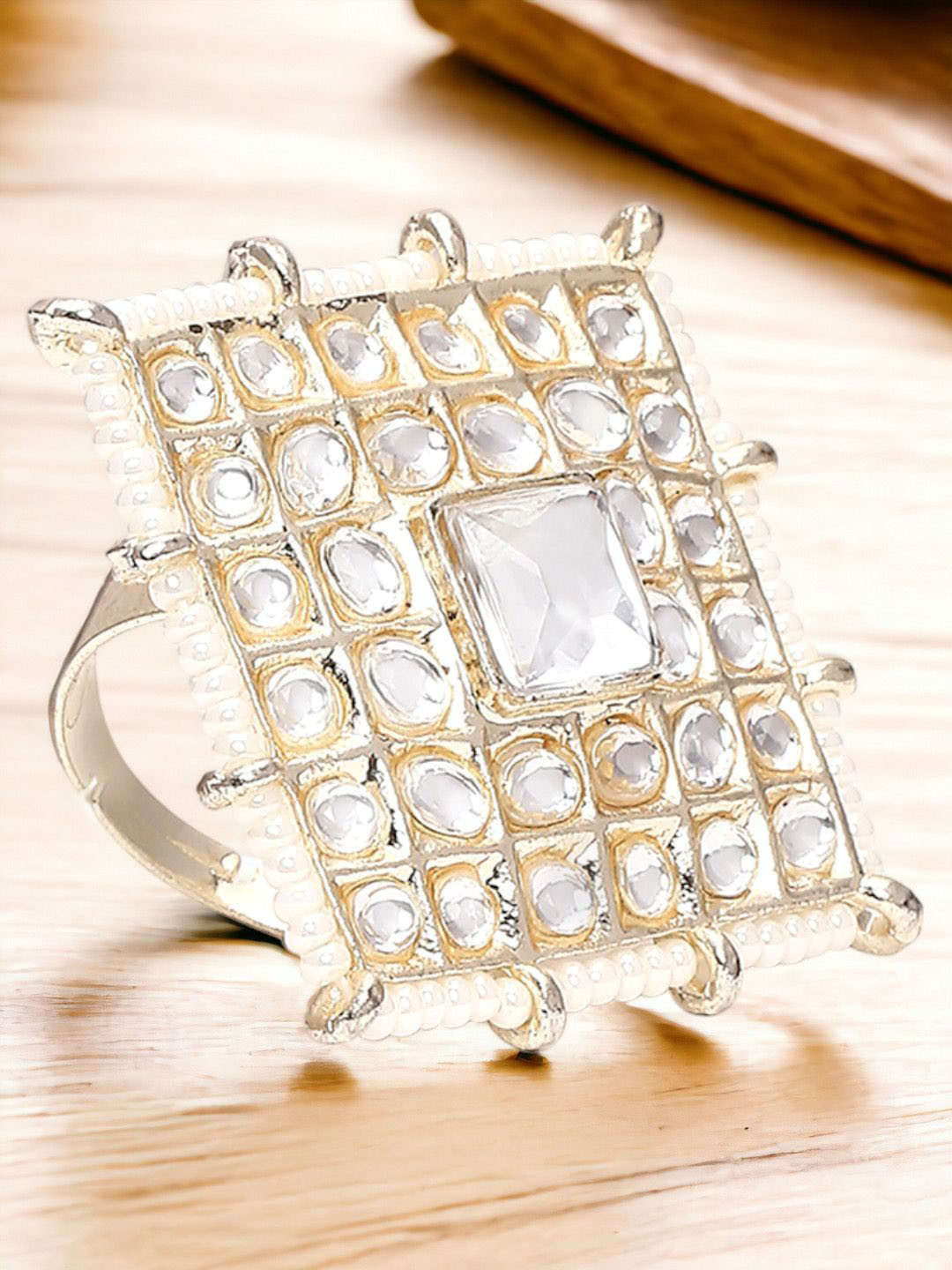 OOMPH Women Kundan Studded & Square Shaped Finger Ring