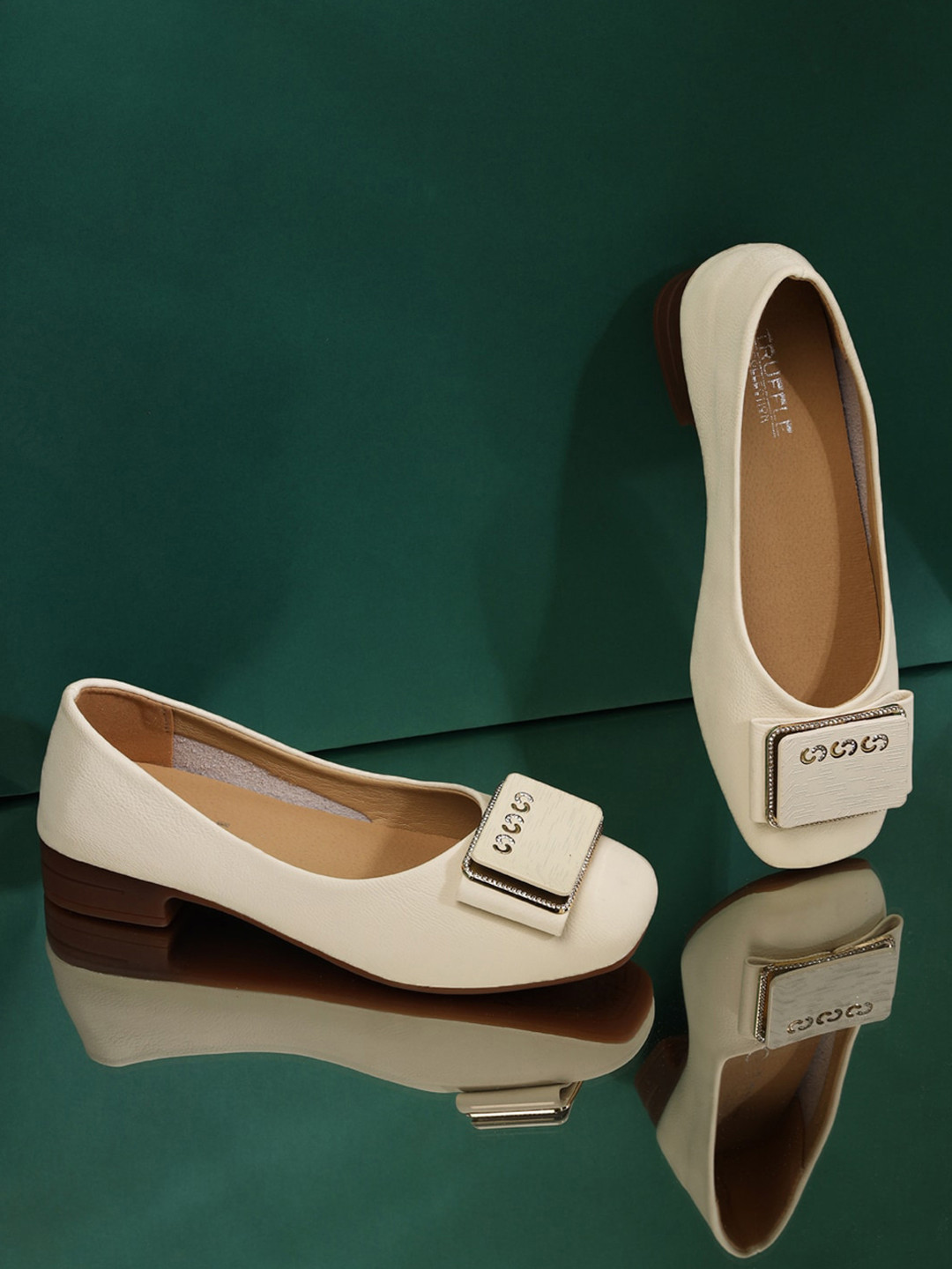 Truffle Collection Women Textured Ballerinas Flats