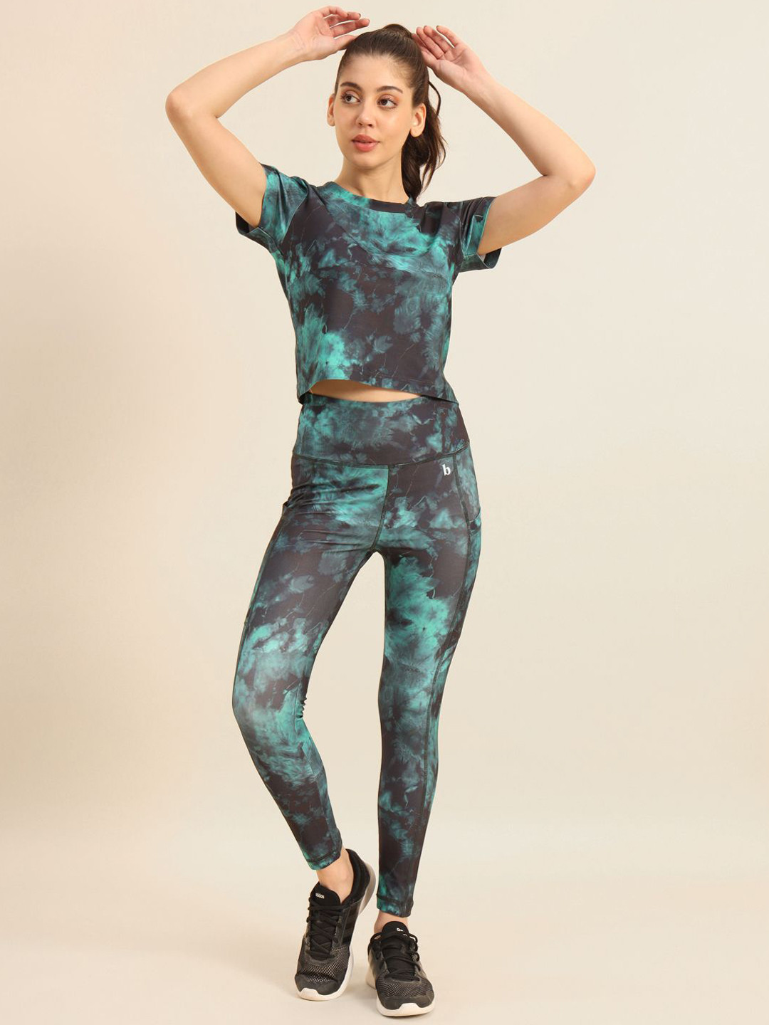 Bannos Swagger Black Tie and Dye Printed Round Neck T-shirt & Tight