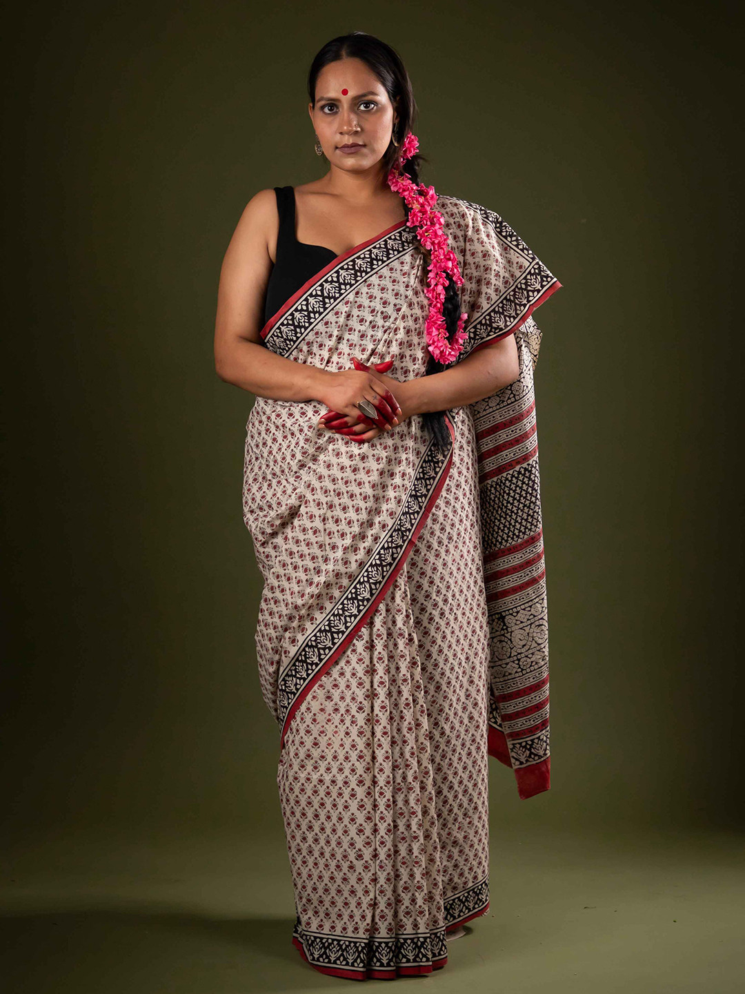 De Loom Floral Pure Cotton Block Print Saree
