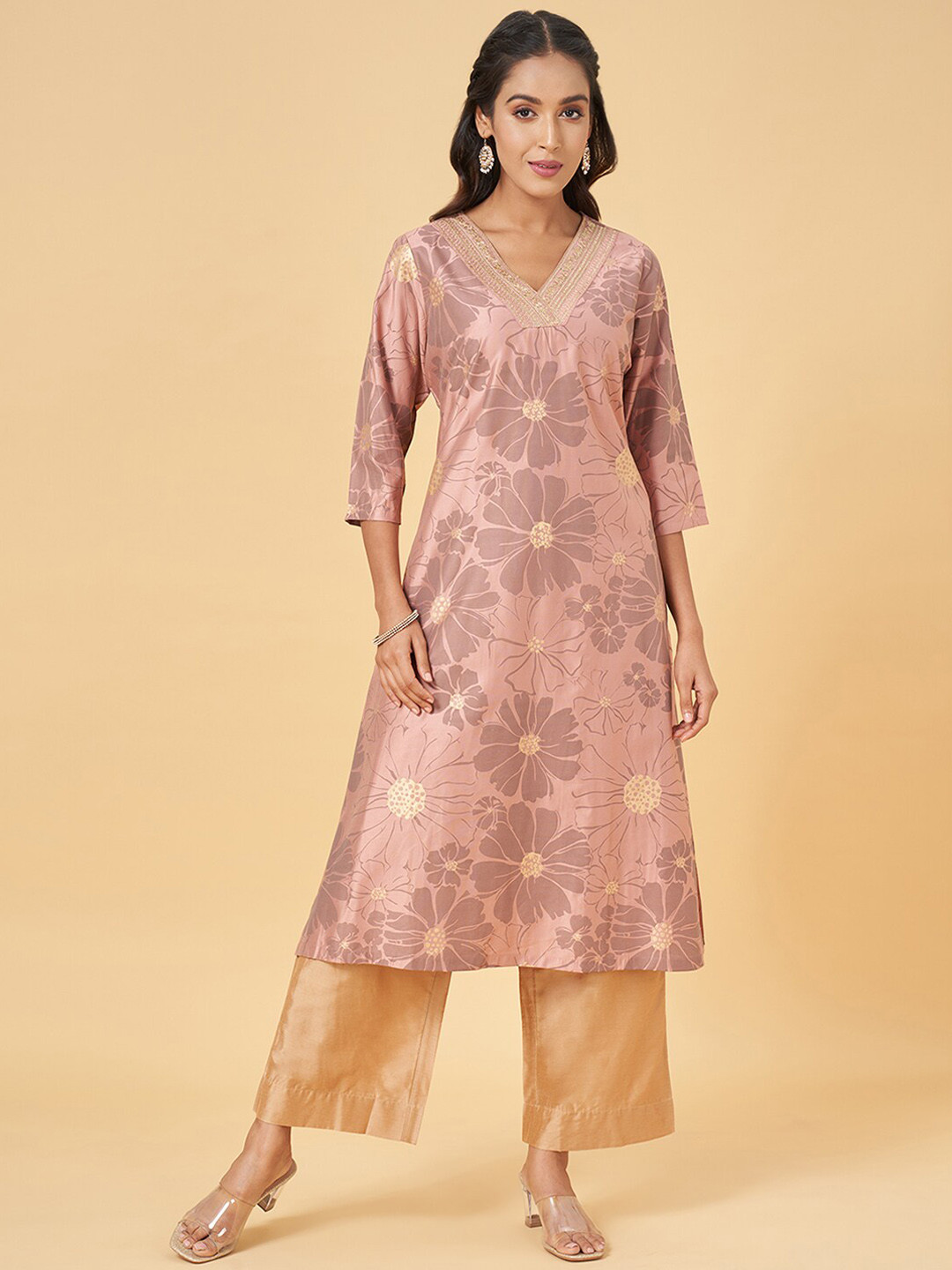 RANGMANCH BY PANTALOONS Women Ethnic Motifs Flared Sleeves Sequinned Kurta