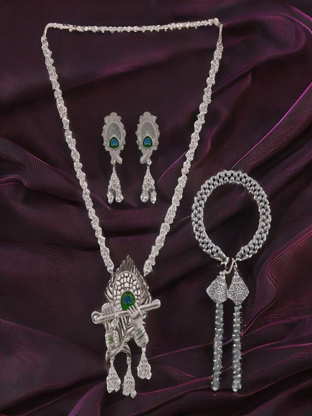 UNIVERSITY TRENDZ  Silver Plated & Flute Charm Jewellery Set