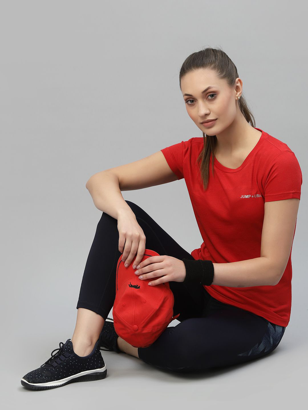 JUMP USA Women V-Neck Pockets T-shirt