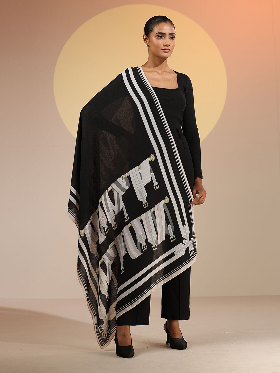 DUSALA INDIA Women Printed Black and White Scarf