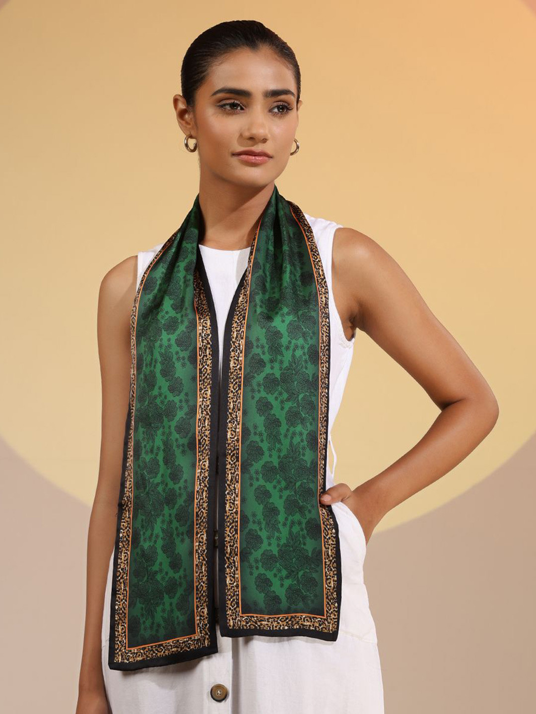 DUSALA INDIA Women Printed Green and Peach Scarf