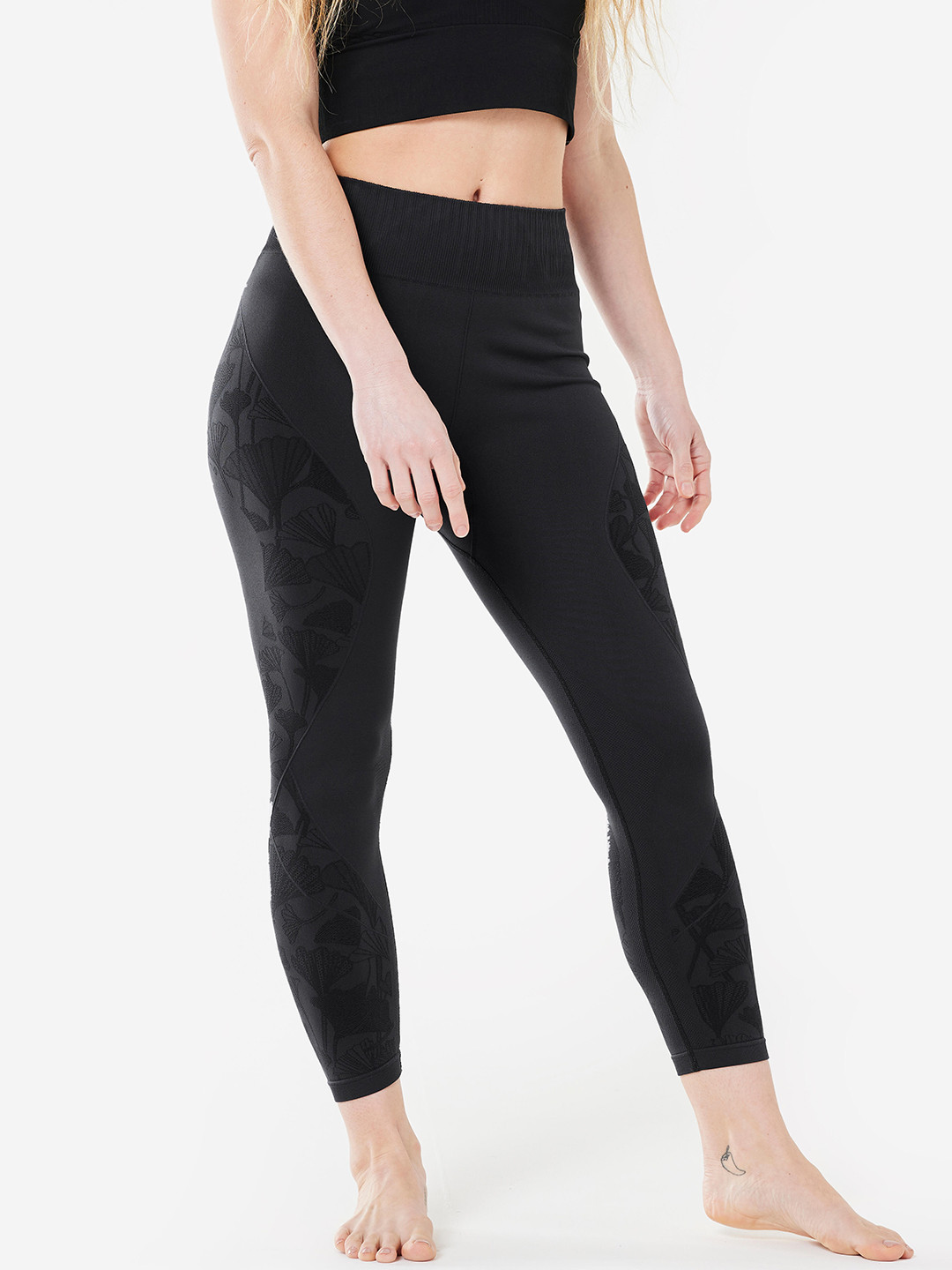 Decathlon KIMJALY - Women Seamless Dynamic Self Design Floral Yoga Tights