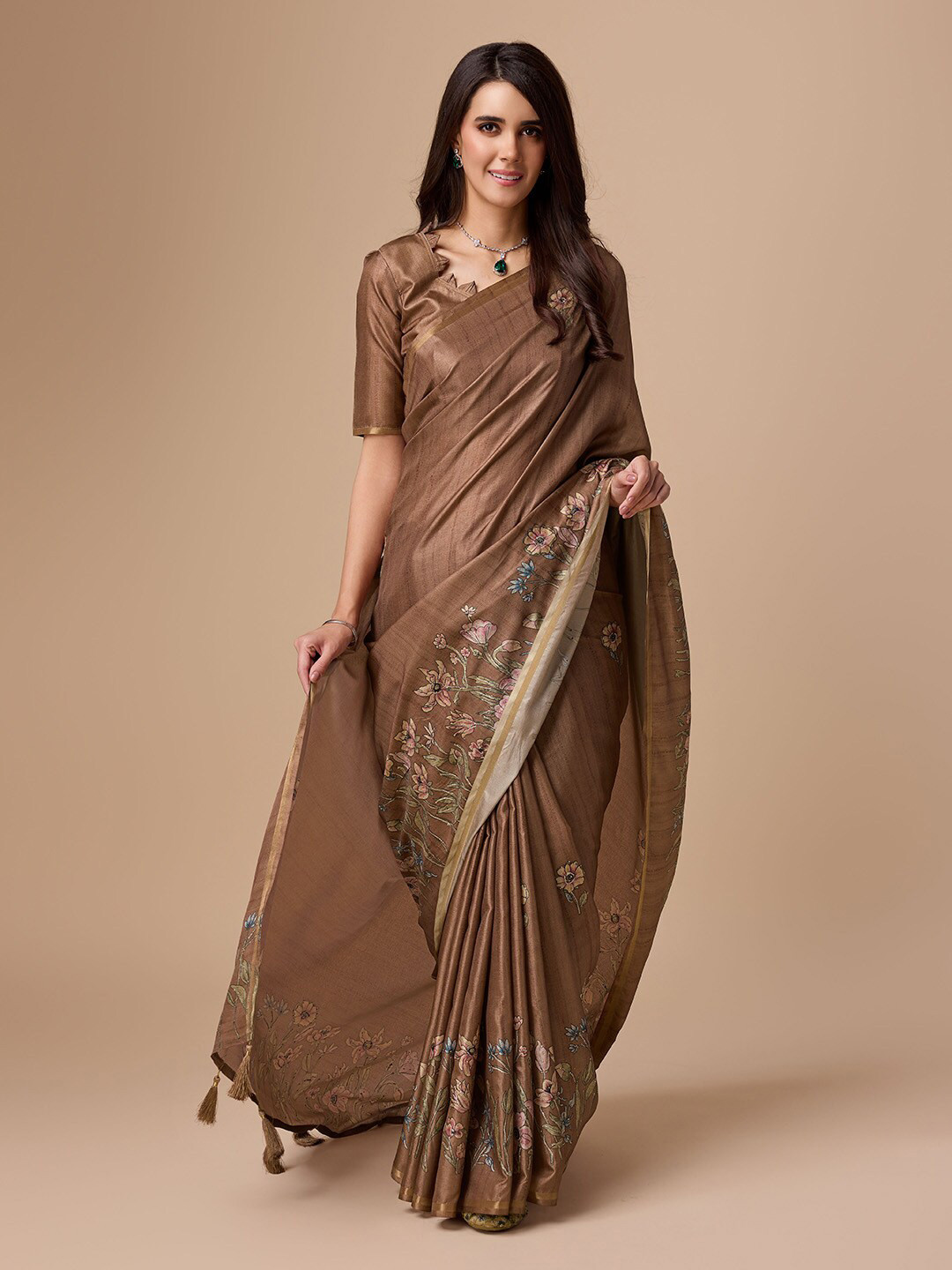 Ishin  Floral Zari Pure Viscose Silk Saree