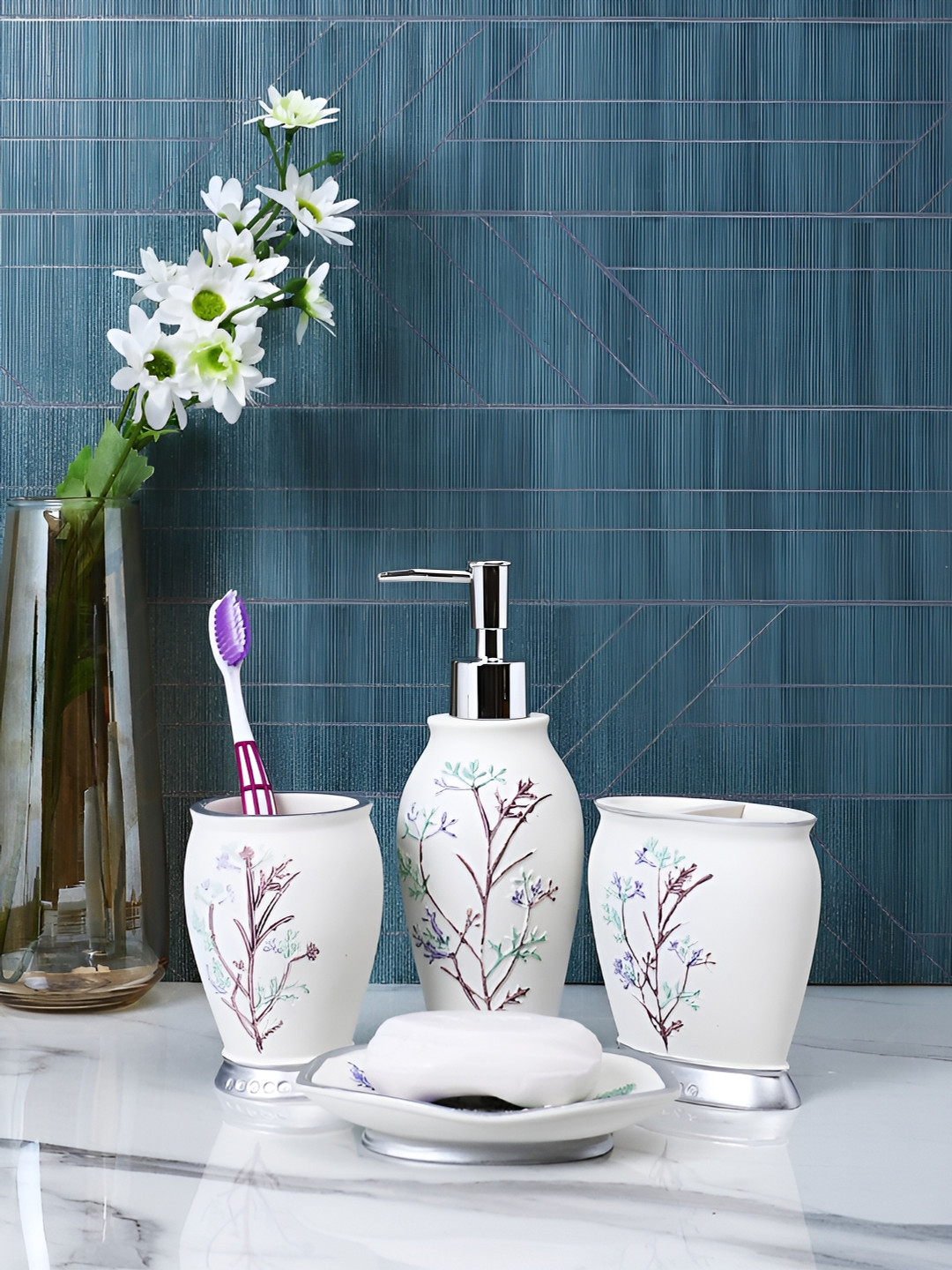 Aura White & Blue 4 piece Floral Resin Bath Accessories Set