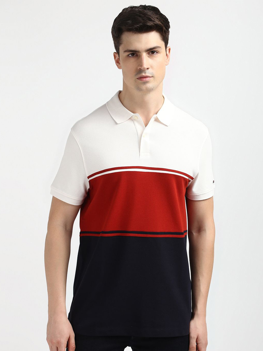 Tommy Hilfiger Men Colourblocked Mandarin Collar Pockets T-shirt