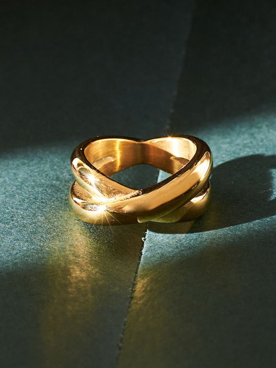 SALTY Women Pinnacle Finger Ring