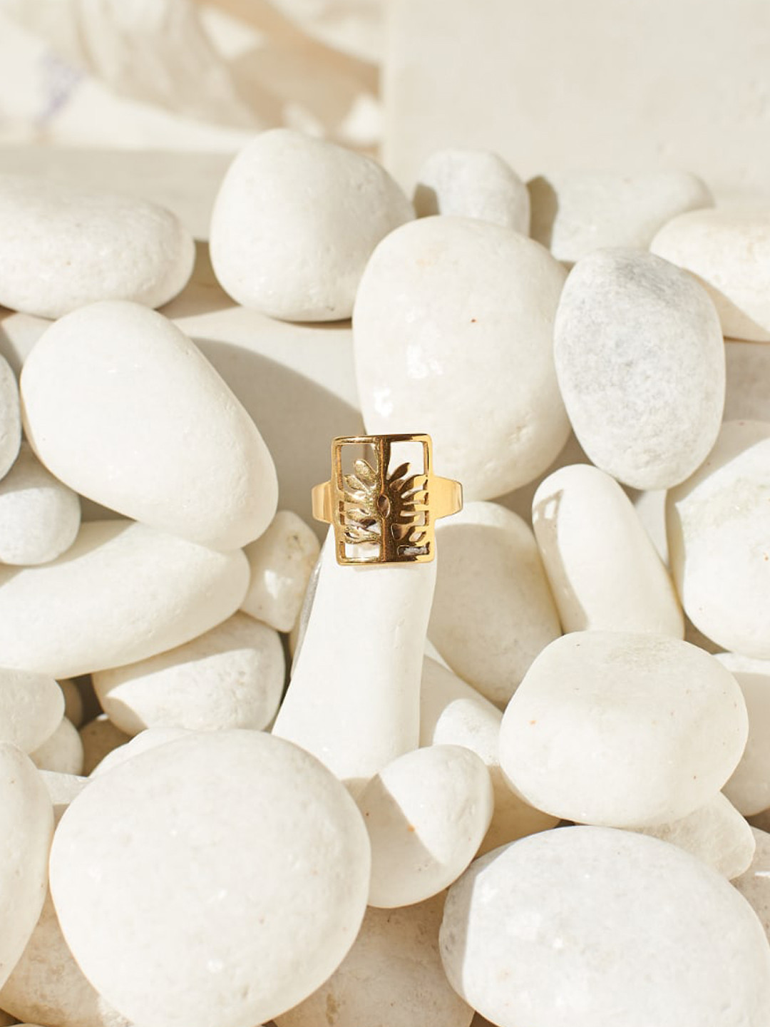 SALTY Women Antique Square Symphony Finger Ring