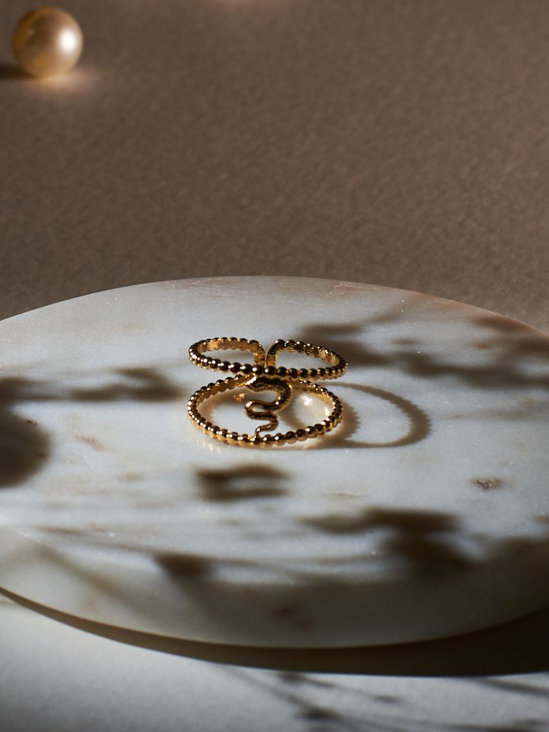 SALTY Women Cobra Coil Finger Ring