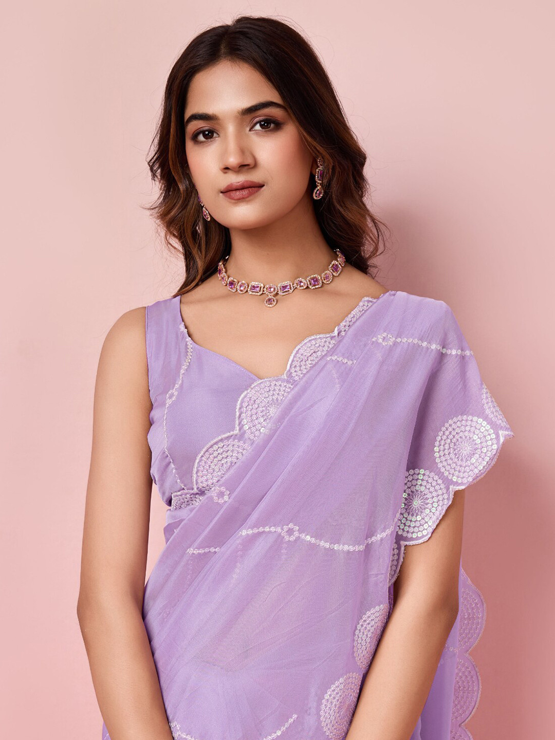VAIRAGEE Embellished Embroidered Organza Saree