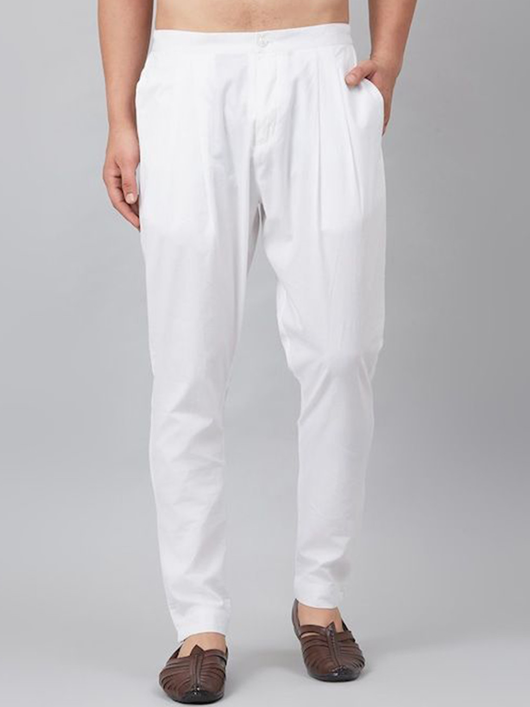 KRAFT INDIA Men White Pleated Joggers Trousers
