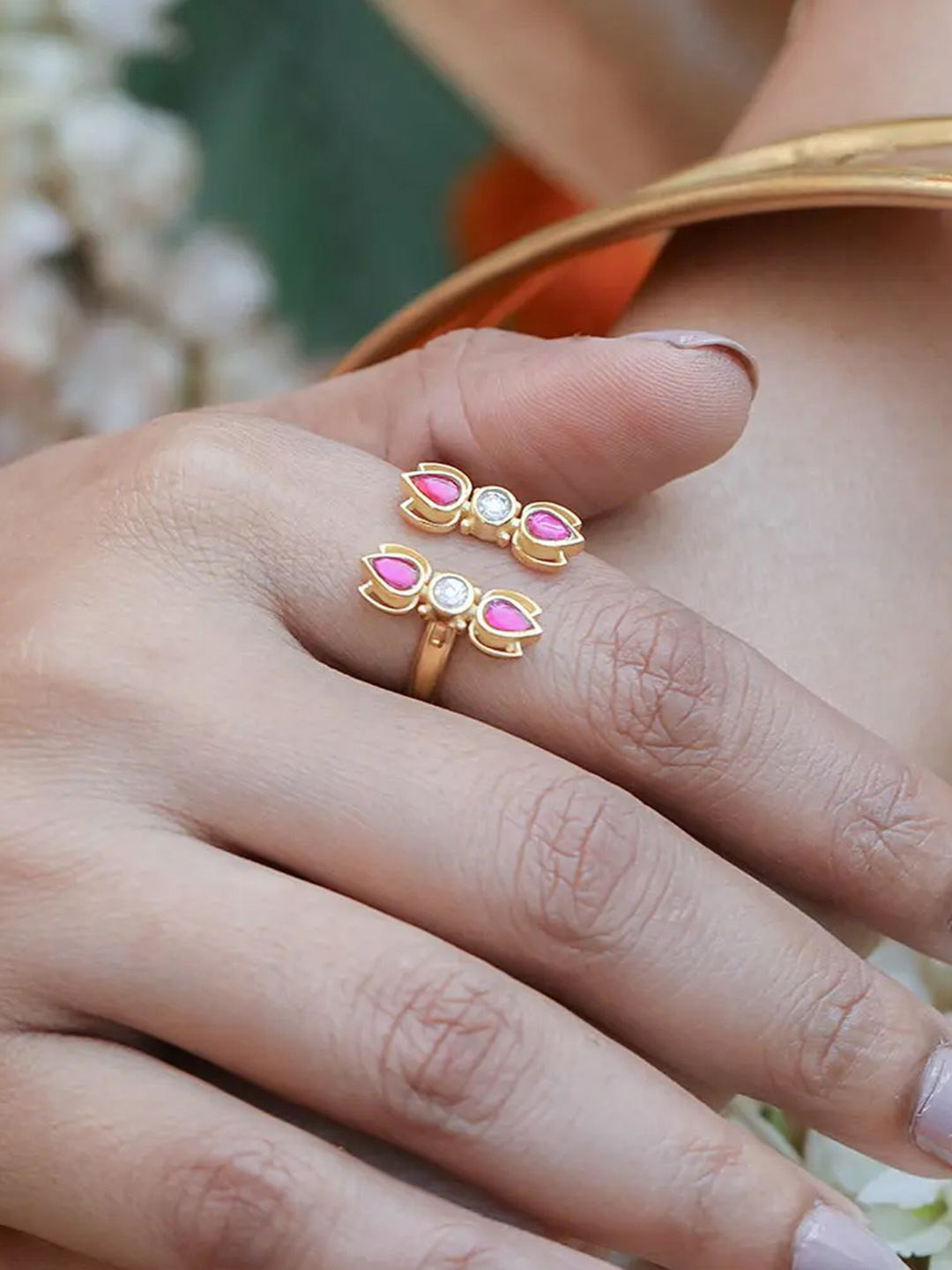 Unniyarcha SITAYAN Gold-Plated Stone Studded Adjustable Finger Ring