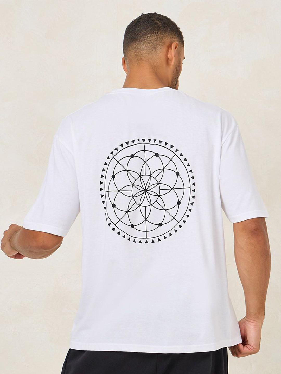 Styli Men White Geometric Back Print Oversized T-Shirt