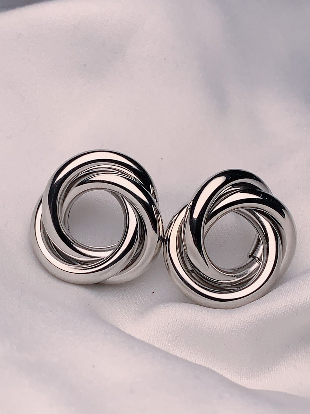 I Jewels Silver-Plated Studs Earrings