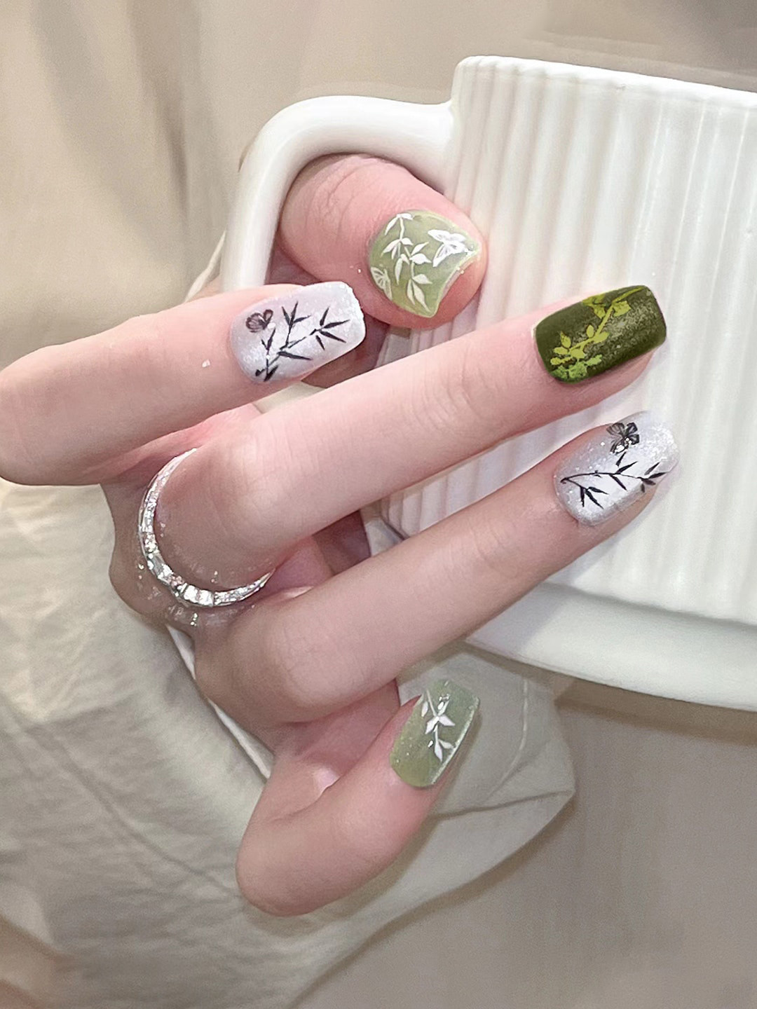 Secret Lives Set Of 24 Glossy With Butterfly & Leaves Design Press On Nails