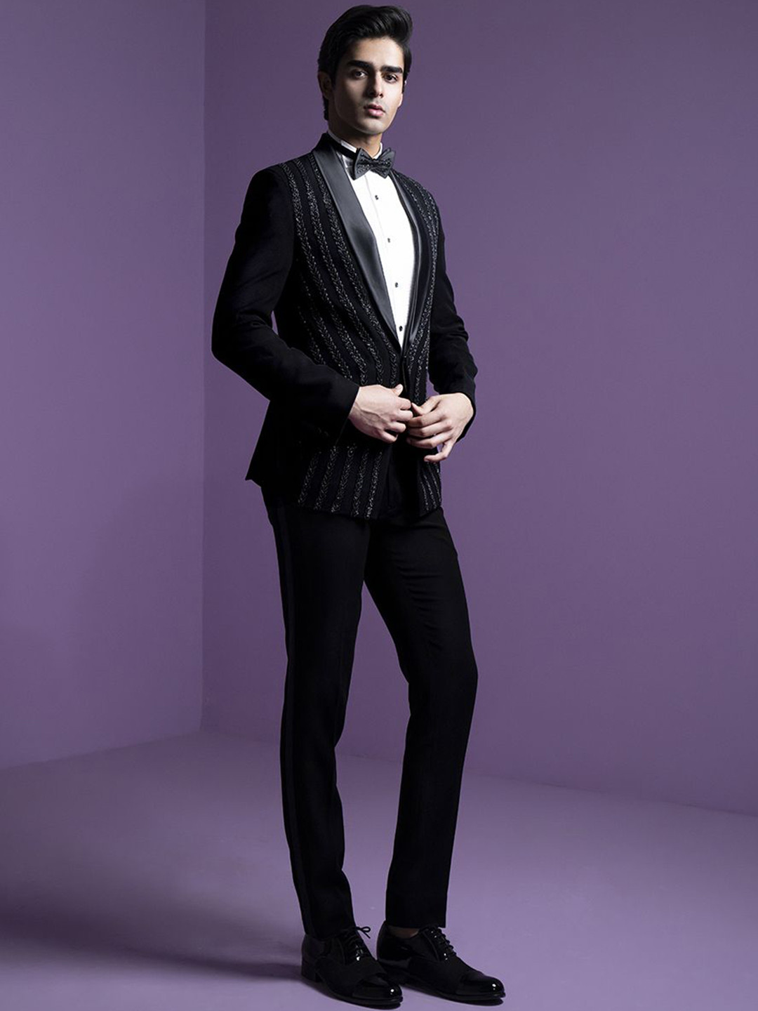 CONTRAST BY PARTH Men Single-Breasted Three-Piece Formal Suit