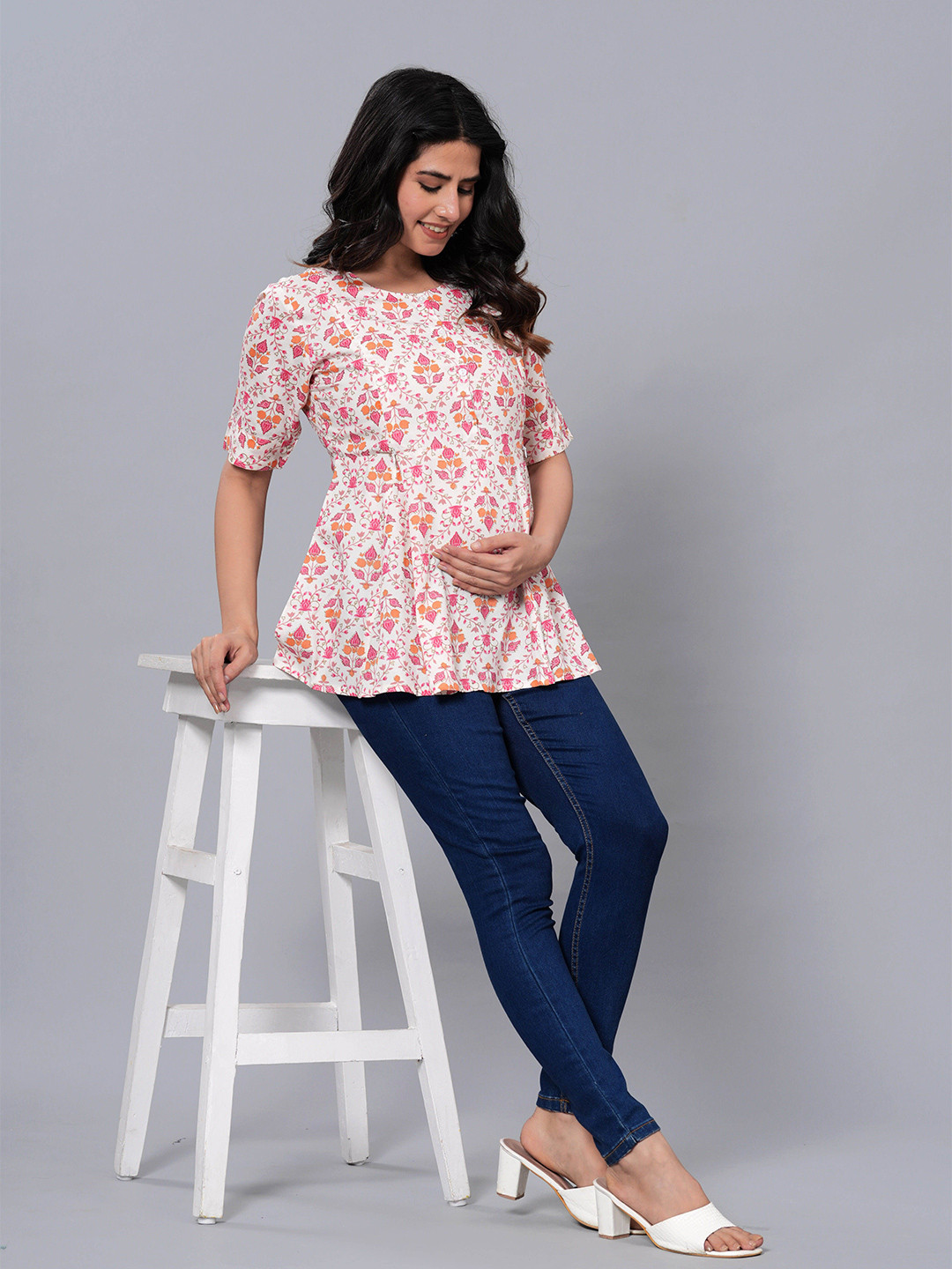 SIDDHANAM Women Floral Printed Maternity Top