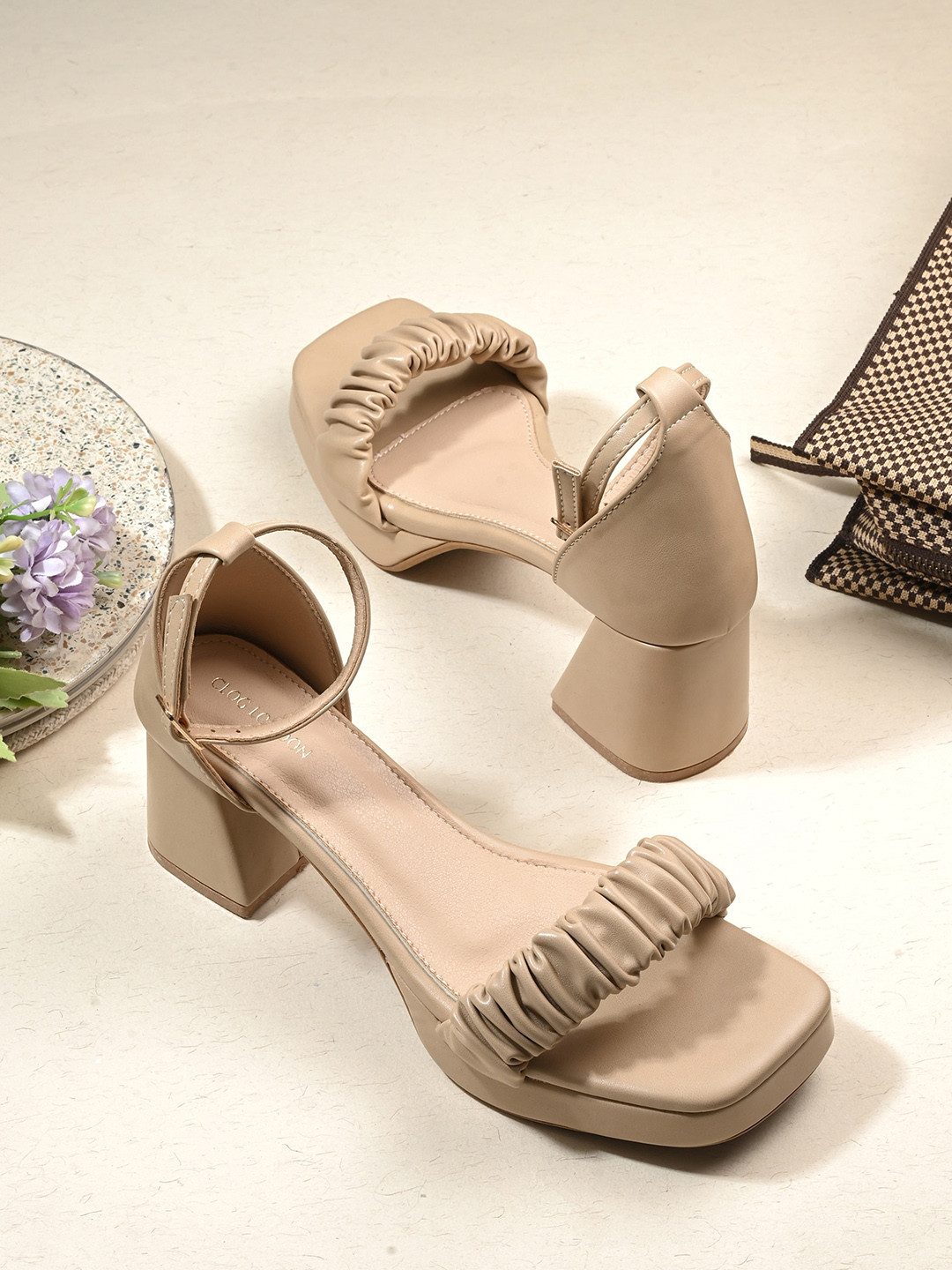 CLOG LONDON Women Block Heels Sandals